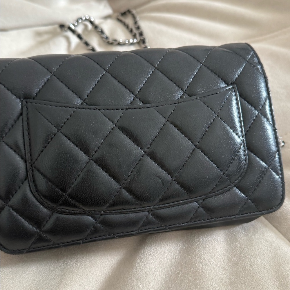 Chanel Black Quilted Crossbody Bag with Chain Strap - Picture 3 of 8